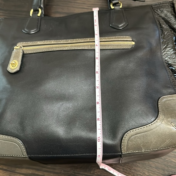 Coach poppy - Picture 15 of 17